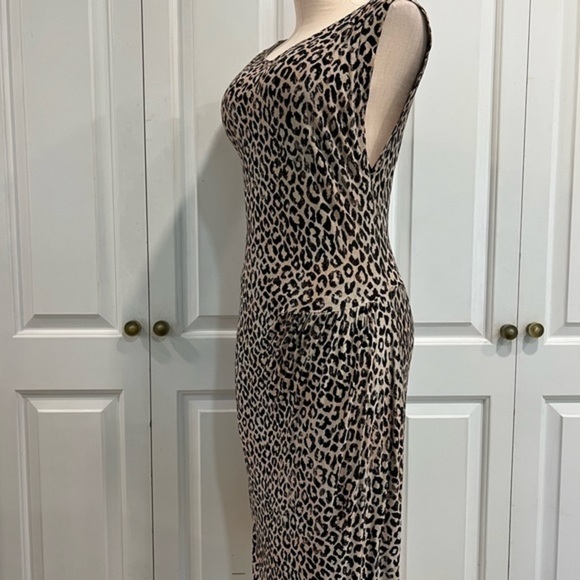 Rebecca Taylor Animal Print Sleeveless Body Con Ruched at the Hip Midi Dress - Picture 5 of 15